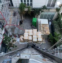 Location de monte-meuble pour déménager une bibliothèque